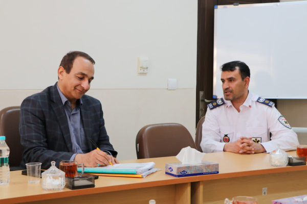 بازدید مهندس شیشه فروش از اورژانس